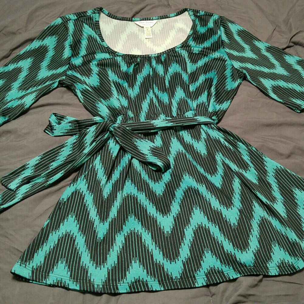 Three Seasons Large Maternity shirt